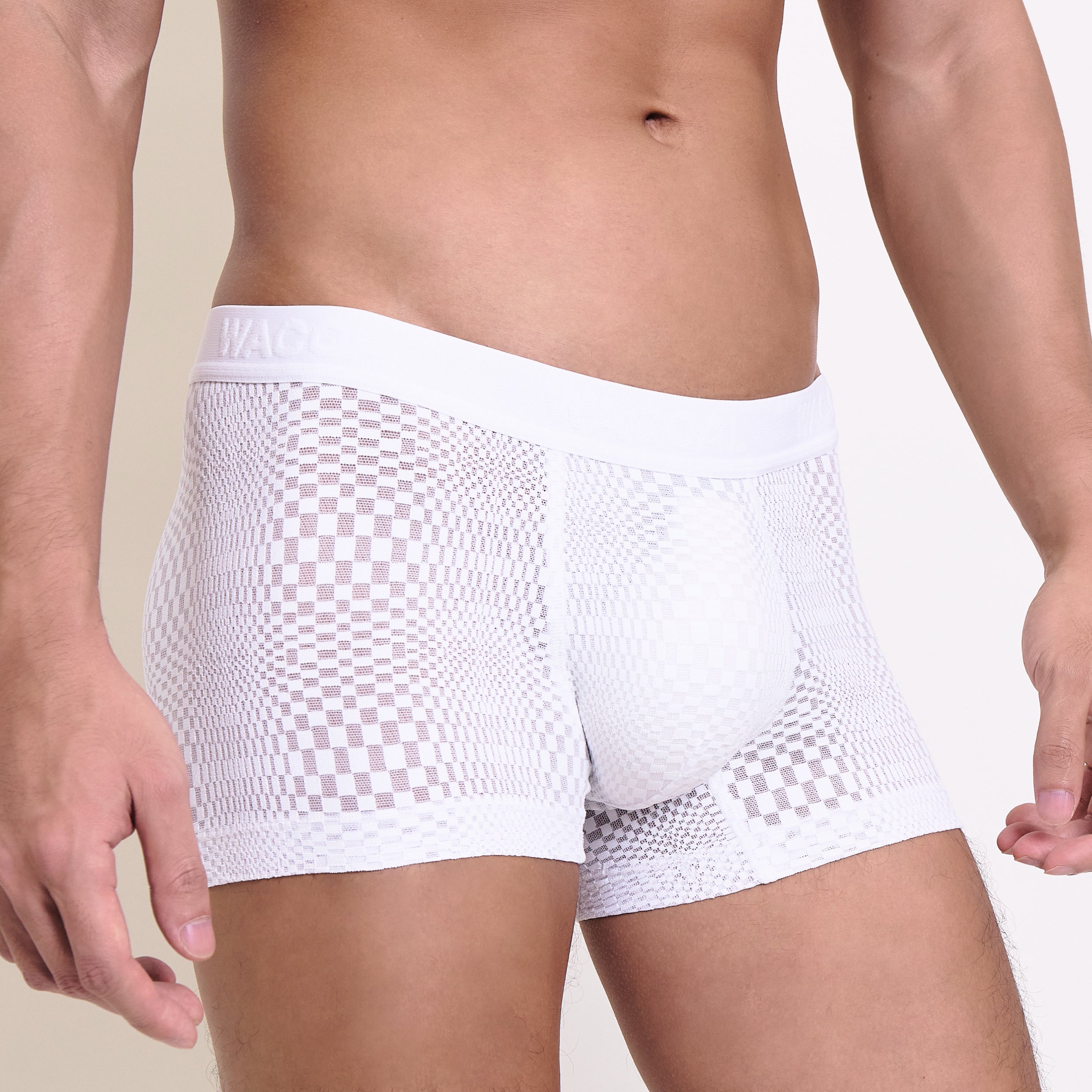 Wacoal กางเกงในผู้ชาย ทอลายกราฟิก (BOXER) รุ่น WXU408 สี ขาว (WH)