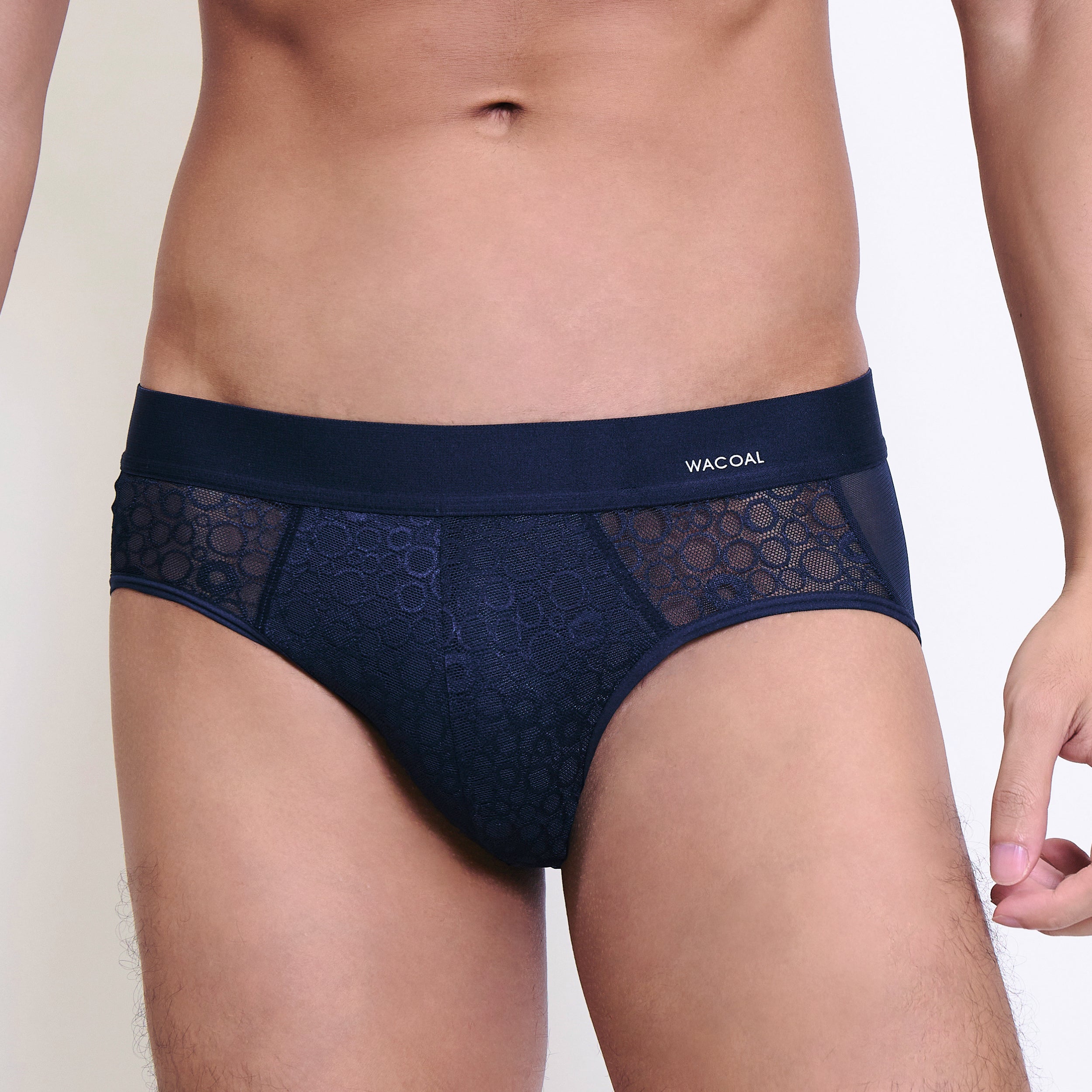 Wacoal กางเกงในผู้ชาย Lace Mesh Bikini ลูกไม้ ระบายอากาศ กระชับ รุ่น WXU306 สีกรม (NG)