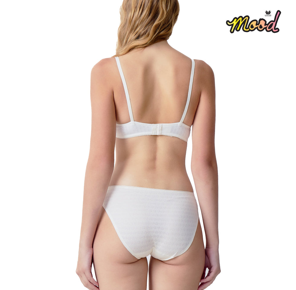 Wacoal Mood เสื้อชั้นในวัยรุ่น บรามีโครง รุ่น MM1H54 สีครีมไข่ไก่ (IV)