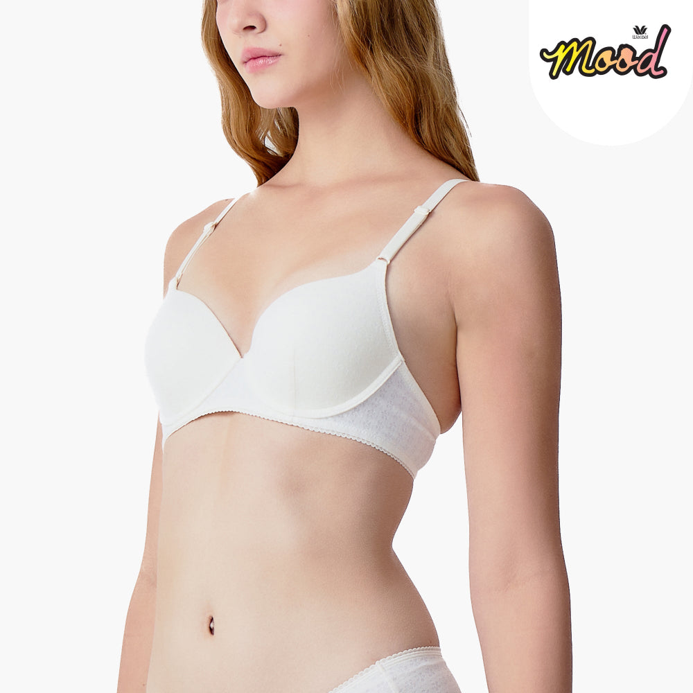 Wacoal Mood เสื้อชั้นในวัยรุ่น บรามีโครง รุ่น MM1H54 สีครีมไข่ไก่ (IV)
