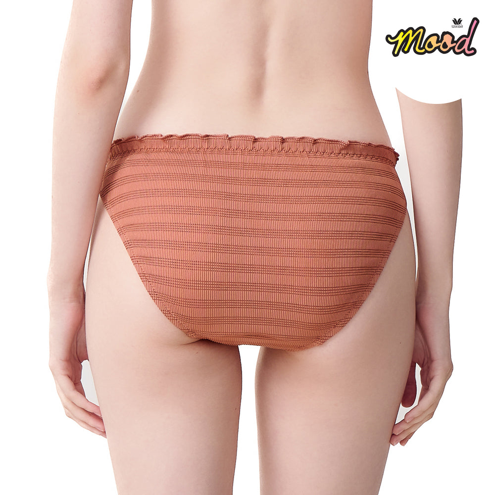Wacoal Mood Beach & Bra ชุดชั้นในใส่ว่ายน้ำได้ รุ่น MM1U11 เข้าคู่ กางเกงในว่ายน้ำ รุ่น MM6U11 สีส้ม (BN)