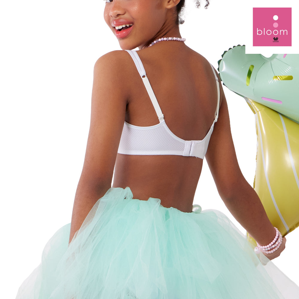 Wacoal Bloom Step 3 ชุดชั้นในสำหรับเด็ก เสื้อในเด็กไม่มีโครง รุ่น WB1Y15 สีขาว (WH)