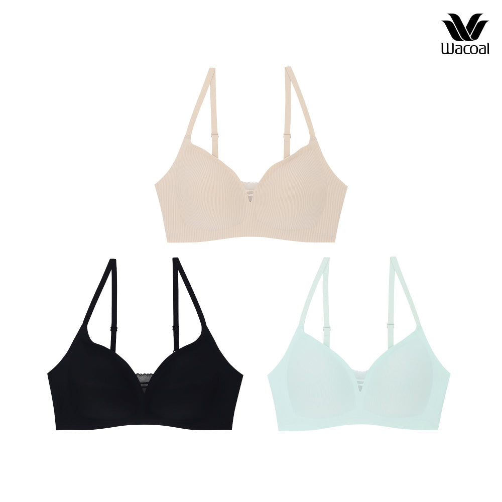 Wacoal บราไร้โครง Smart size ผ้าร่องแต่งลูกไม้ เซท 3 ชิ้น รุ่น WB3Y38/WB3338 คละสี