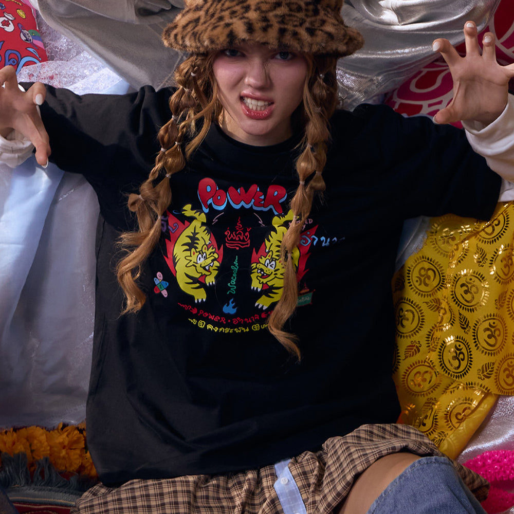 Wacoal X Sahred Toy เสื้อยืด Oversized ลายมหาอำนาจ (Power) รุ่น WN3D18 1 ตัว สีดำ (BL)