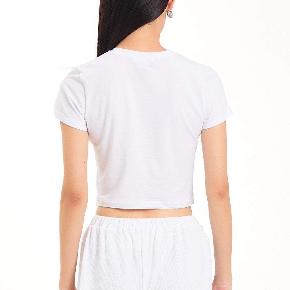 Wacoal Styled by Whimsy Blurry เสื้อยืดคอกลมตัวสั้น รุ่น WN3D30 สีขาว (WP)