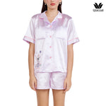 Wacoal Millie & Friends Circat Collection ชุดนอนกันโป๊ รูปแบบเสื้อแขนสั้น กางเกงขาสั้น รุ่น WN7D43 สีม่วง (LG)