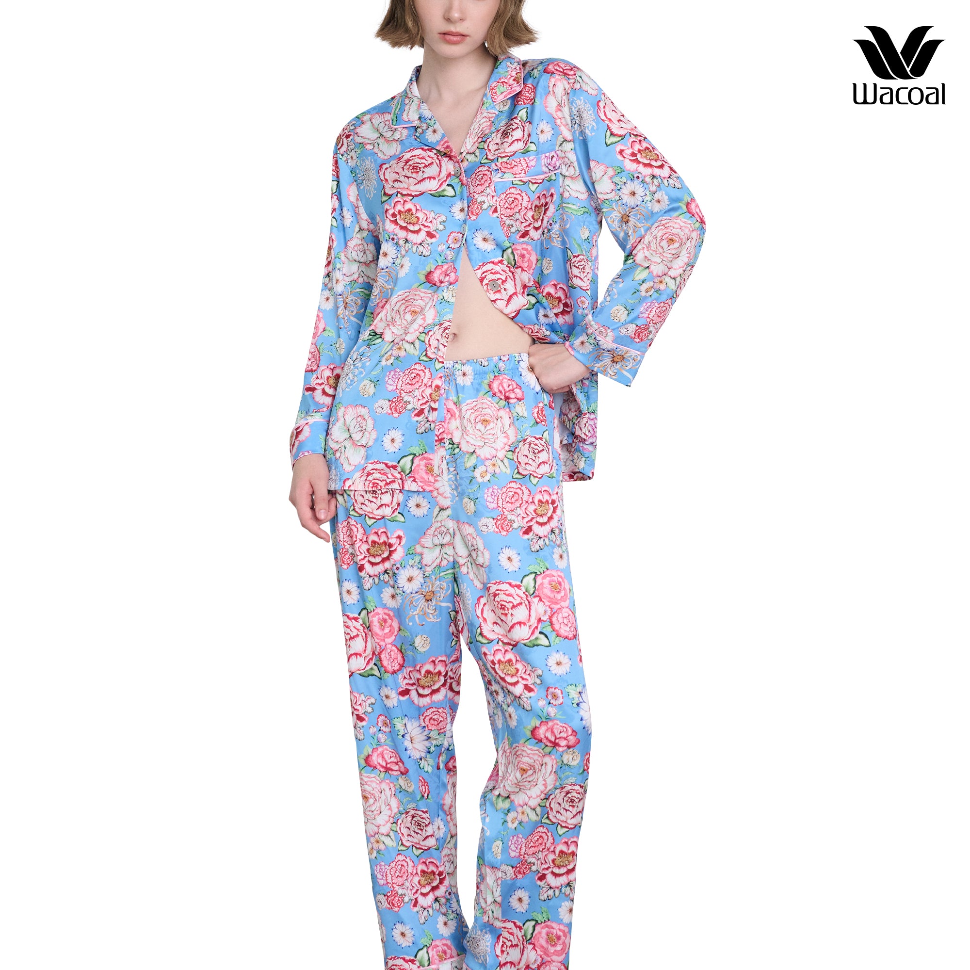 Wacoal X Phannapast ชุดนอนรูปแบบเสื้อแขนยาว คอฮาวาย รุ่น WN7D57 สีฟ้า (SX)