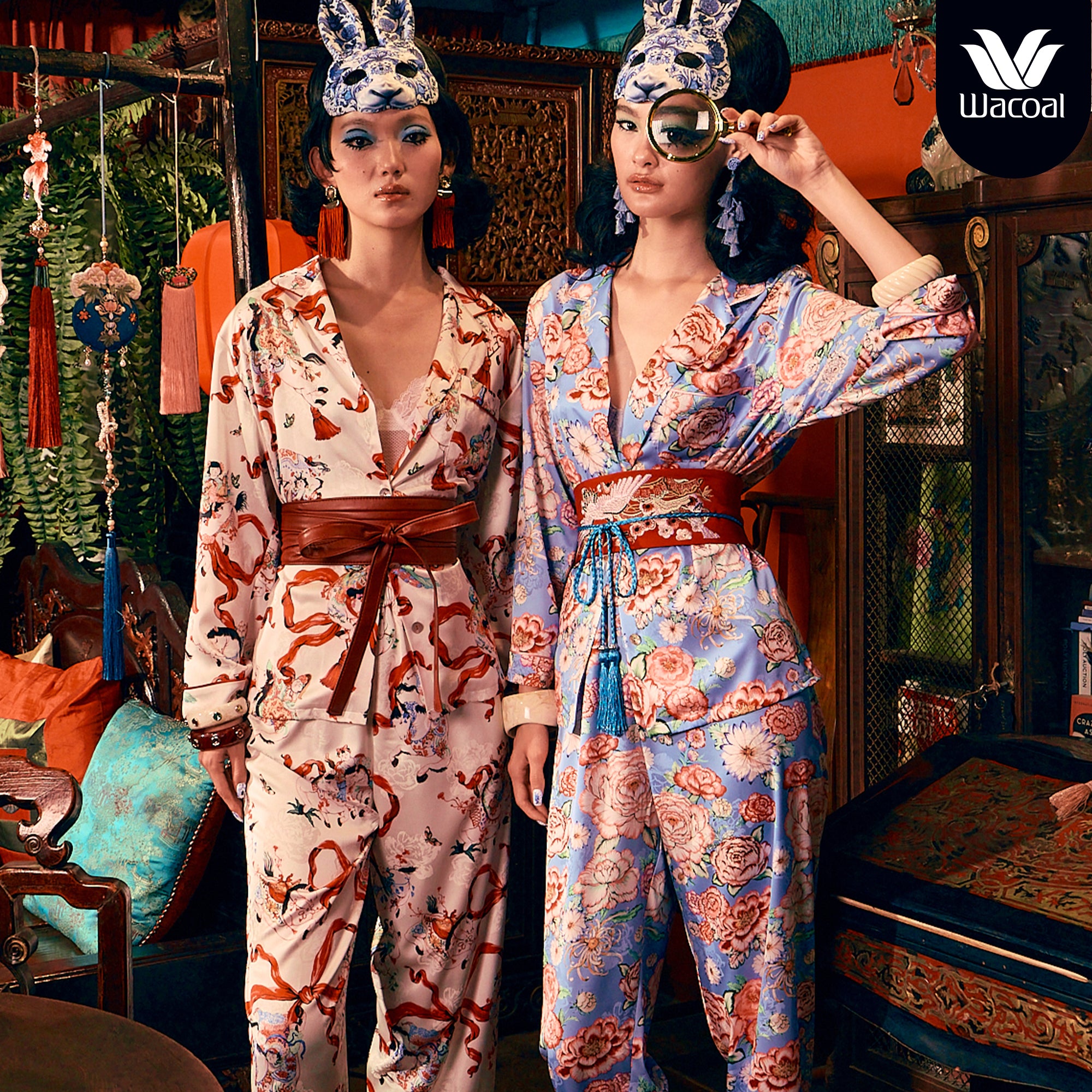 Wacoal X Phannapast ชุดนอนรูปแบบเสื้อแขนยาว คอฮาวาย รุ่น WN7D57 สีฟ้า (SX)