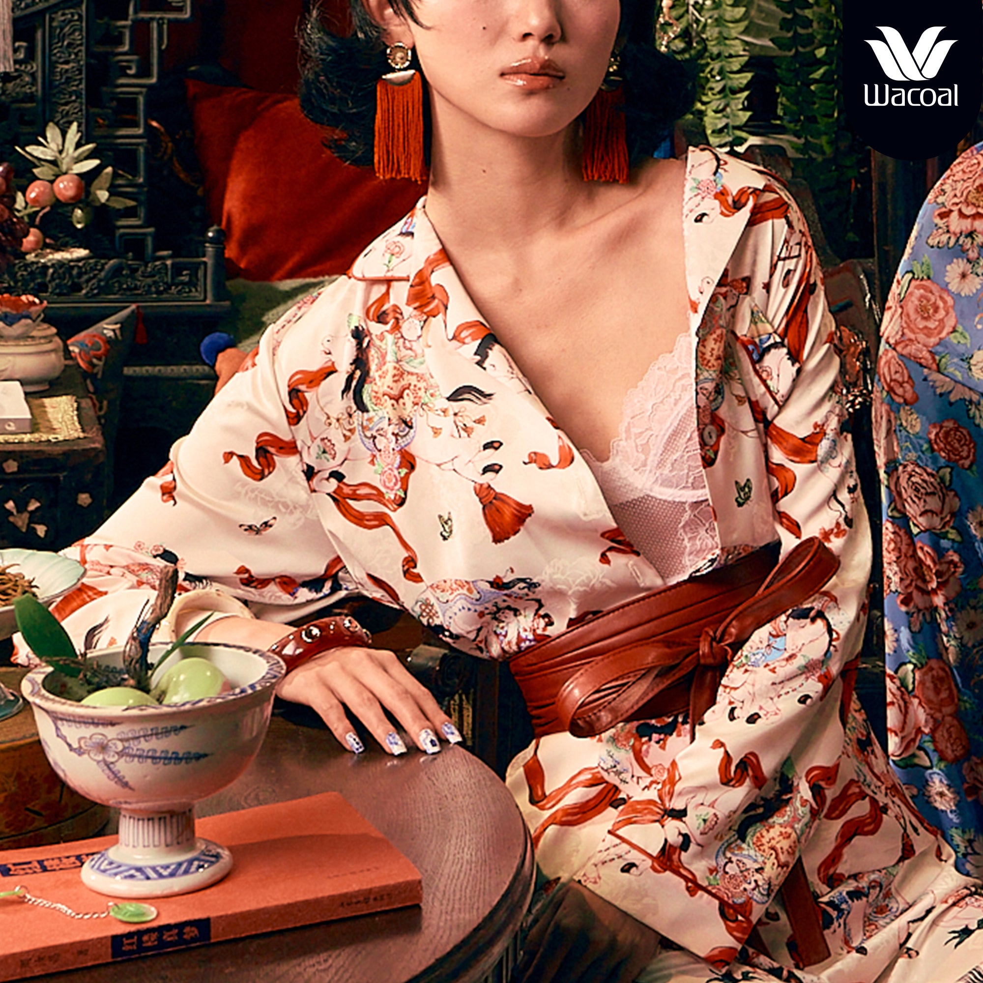 Wacoal X Phannapast ชุดนอนรูปแบบเสื้อแขนยาว กางเกงขาสั้น รุ่น WN7D59 สีครีม (CR)