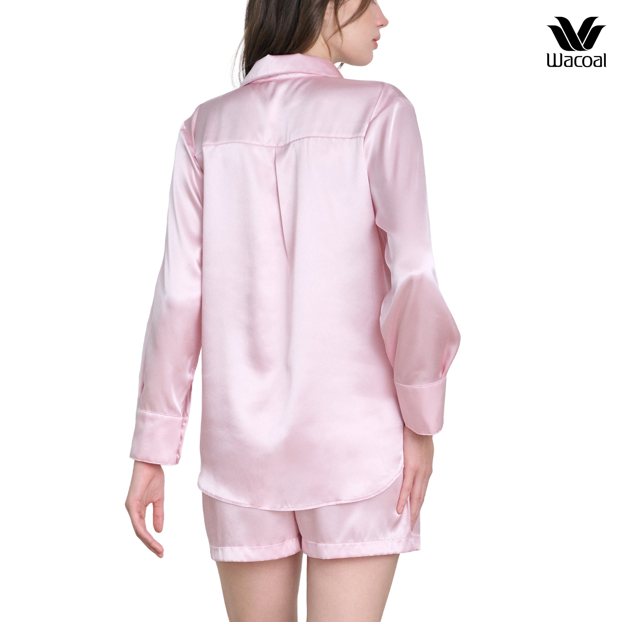 Wacoal Urban comfort ชุดนอน แขนยาว-กางเกงขาสั้น ผ้าซาติน รุ่น WN7E98 สีชมพู (PI)