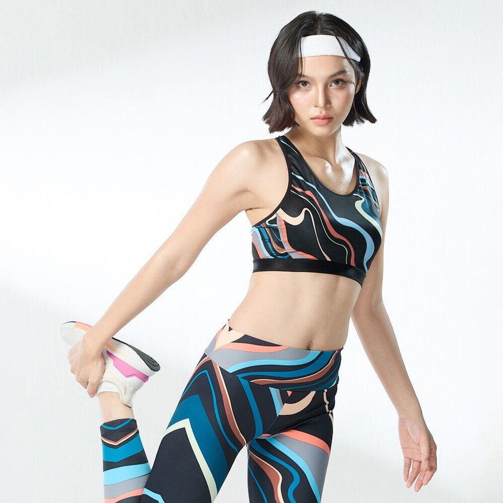 Wacoal Motion Wear บราสำหรับออกกำลังกาย In to Out รุ่น WR1250 สีดำ (BL)