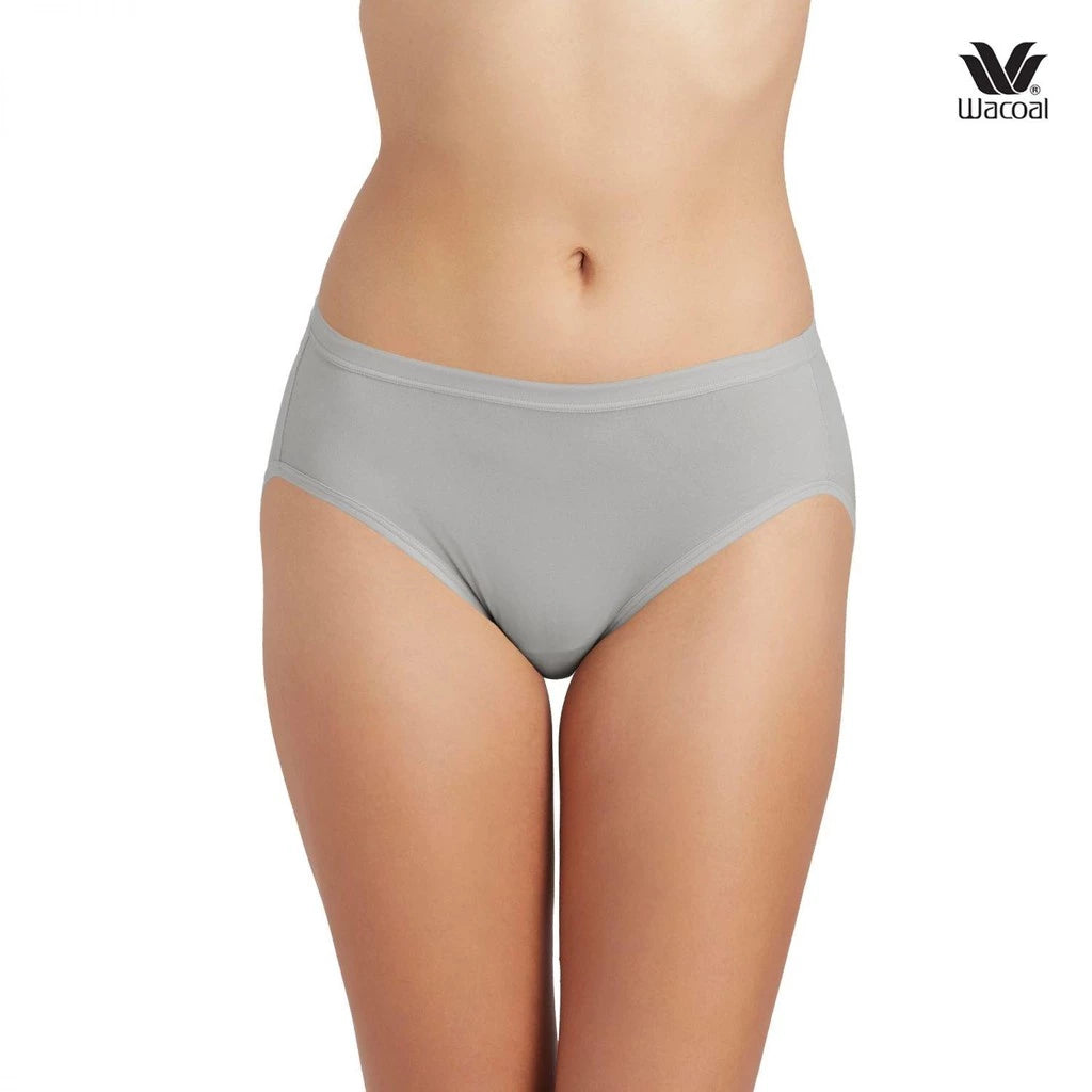 Wacoal Panty กางเกงในใส่สบาย รูปแบบบิกินี่ รุ่น WU1T34 (คละสี)