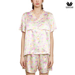 Wacoal Any Thai Any Where Collection วาโก้ ชุดนอนกันโป๊ รูปแบบเสื้อแขนสั้น กางเกงขาสั้น พิมพ์ลายขนมไทย รุ่น WN7V14 สีเหลือง (YE)