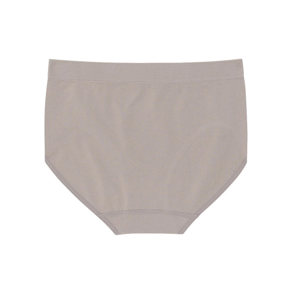 Wacoal Body Seamless Panty กางเกงในรุ่น WU3E03 สีกากี (KA)