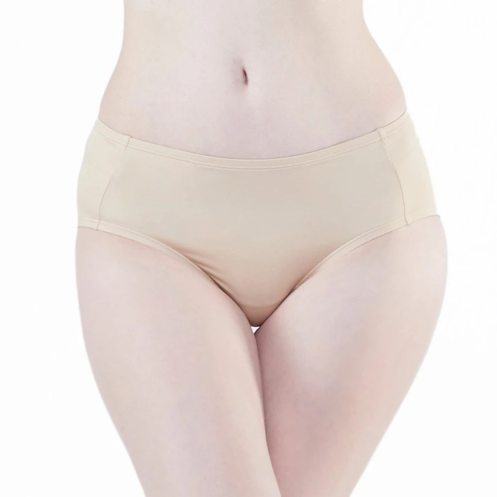 Wacoal Innovation Collagen Fabric Half Panty (M-6XL) กางเกงในรูปแบบครึ่งตัว รุ่น WU5K00 (H) สีเบจ (BE)