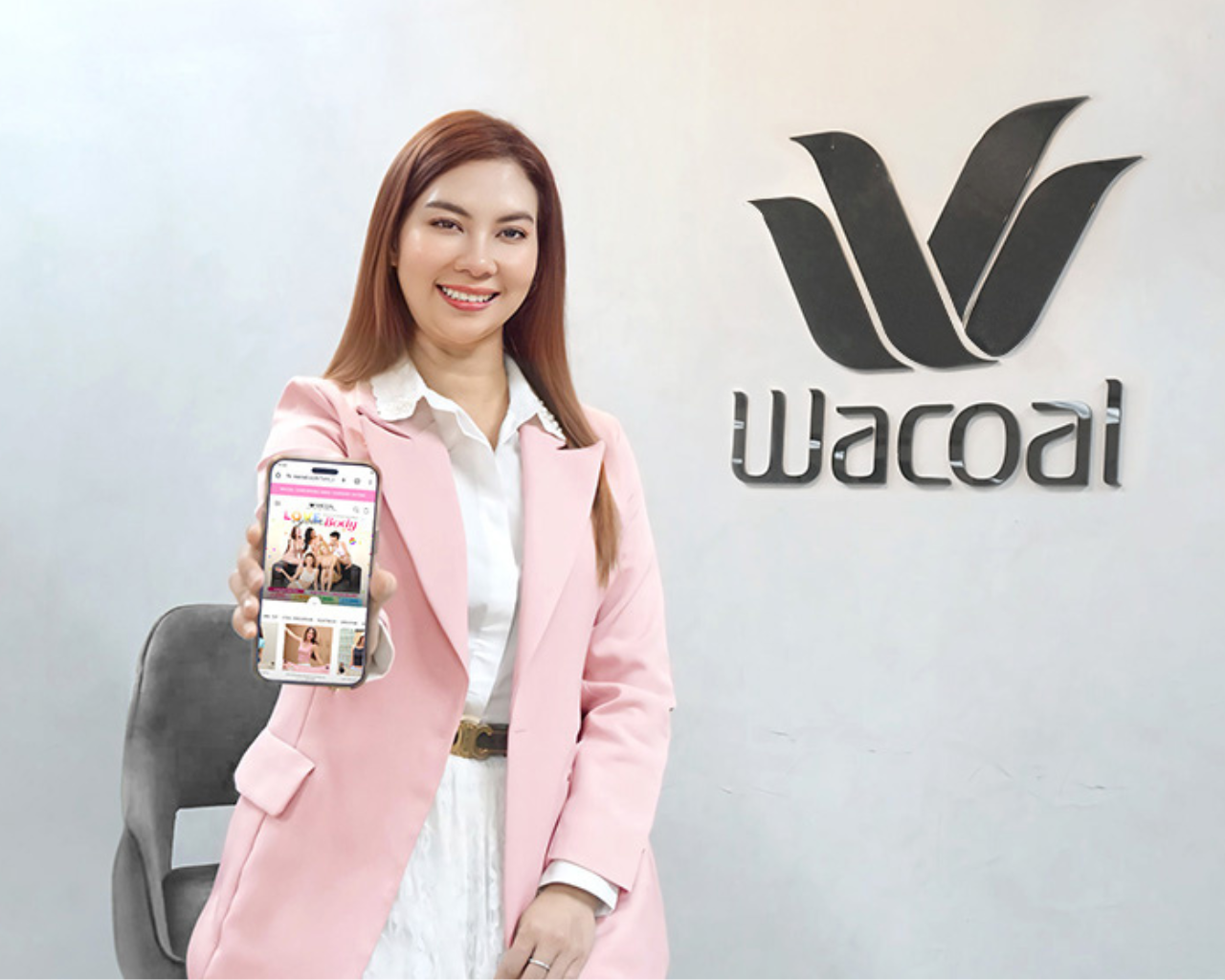 วาโก้ รุกตลาด อีคอมเมิร์ซ มอบประสบการณ์การช้อปออนไลน์ที่ดีที่สุดให้กับลูกค้า มั่นใจสินค้าคุณภาพแท้ 100% ช้อปเพลิน แบบไม่มีขีดจำกัด พร้อมบริการผิดไซซ์ เปลี่ยนฟรีทุกออเดอร์!