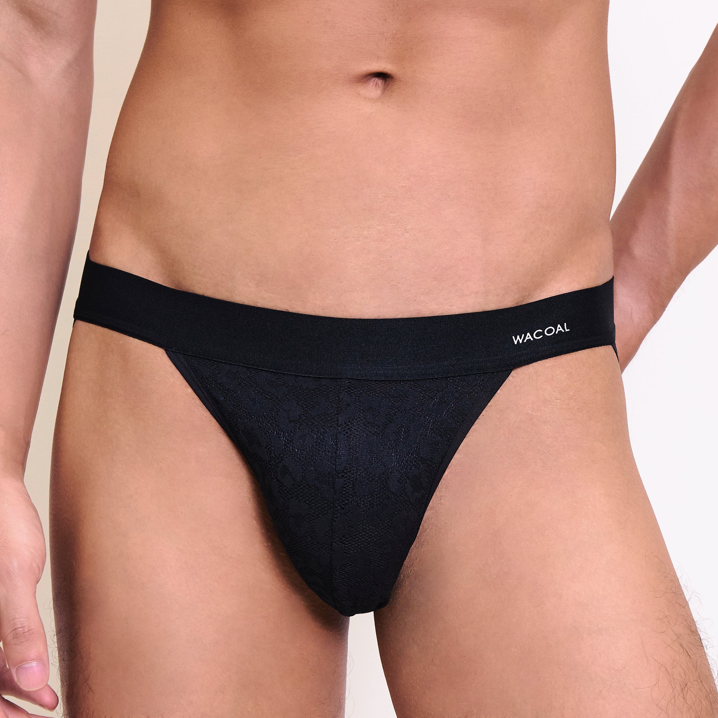 Wacoal กางเกงในผู้ชาย FASHION SEE THROUGH (high-cut lace briefs) รุ่น WXU304 สี ดำ (BL)