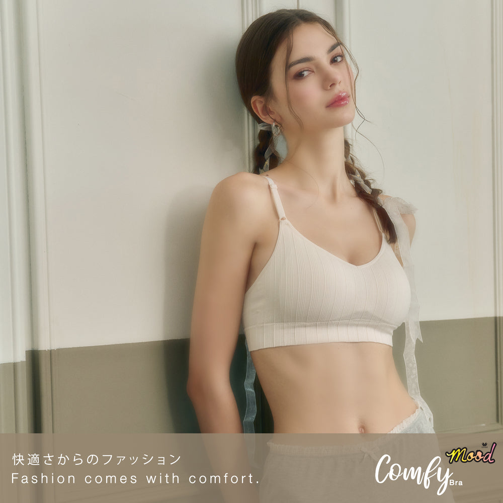 Wacoal Mood Comfy Bra ชุดชั้นในวัยรุ่น บราไร้โครง รุ่น MM1Y14 สีครีม (OC)