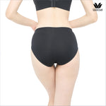 Wacoal Curve Diva, non-wired bra, firming, plus size women, model WQ1539, black (BL)