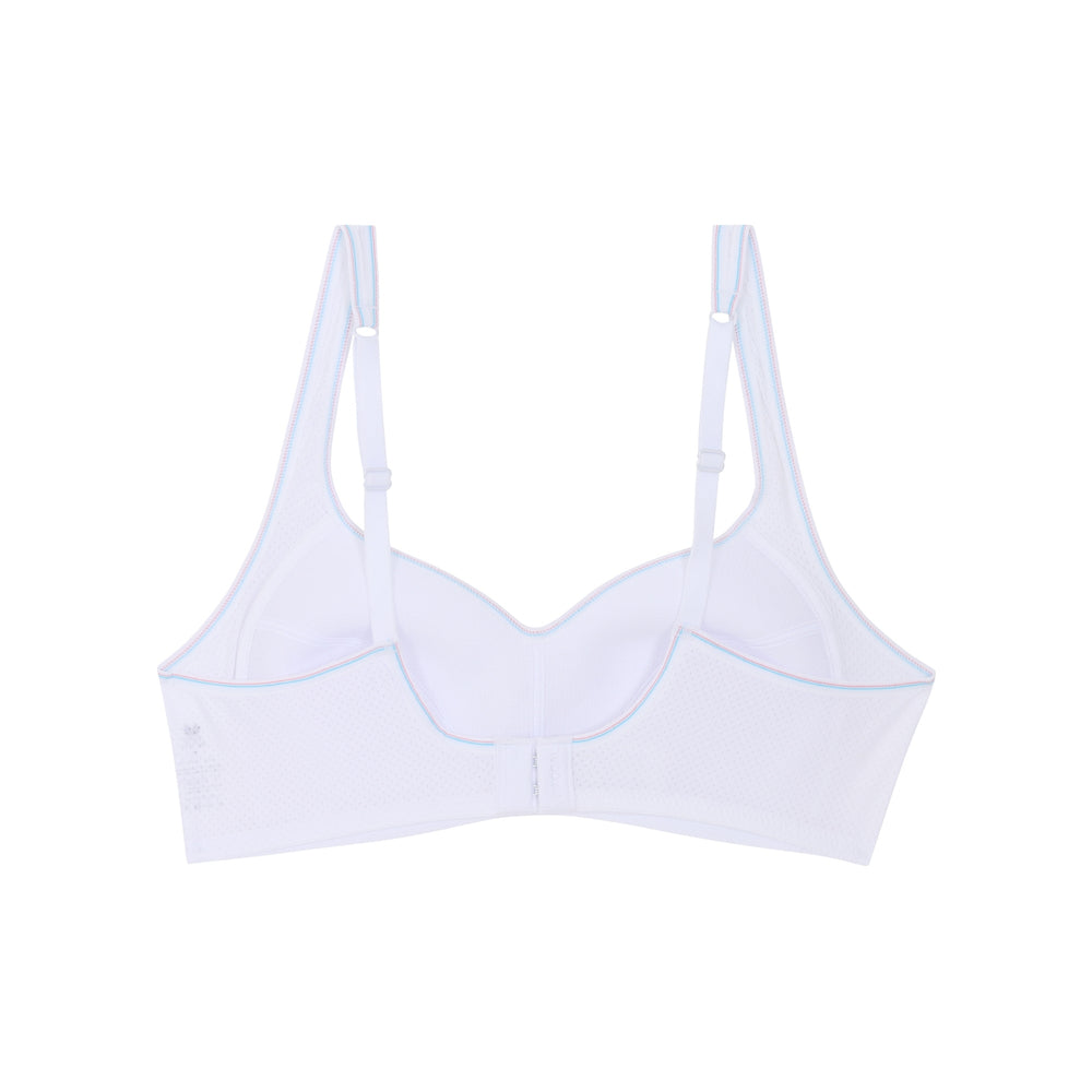 Wacoal Bloom Step 3 ชุดชั้นในสำหรับเด็ก เสื้อในเด็กไม่มีโครง รุ่น WB1Y15 สีขาว (WH)