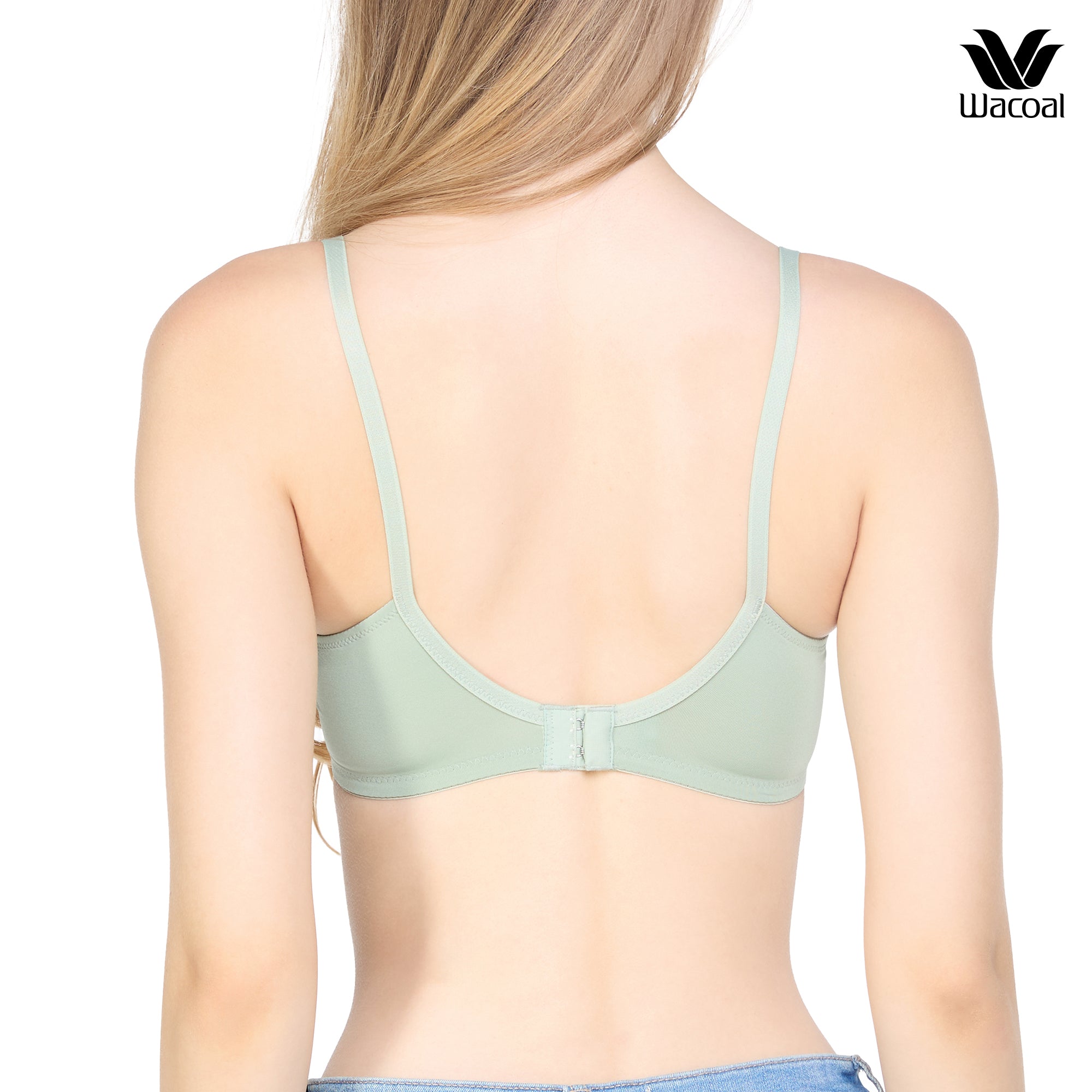 Wacoal Surprise Comfort Bra บราไร้โครง ฟองน้ำบาง 8 มิล นุ่มสบาย รุ่น WB3X96 สีเขียวออกเทา (GV)