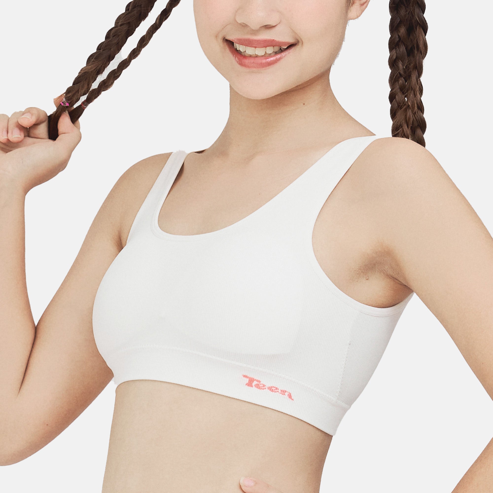 Wacoal Teen ชุดชั้นในสำหรับวัยใส บราไร้โครง รุ่น WBT108 (เข้าคู่ MUT108 )  สีครีม (CR)