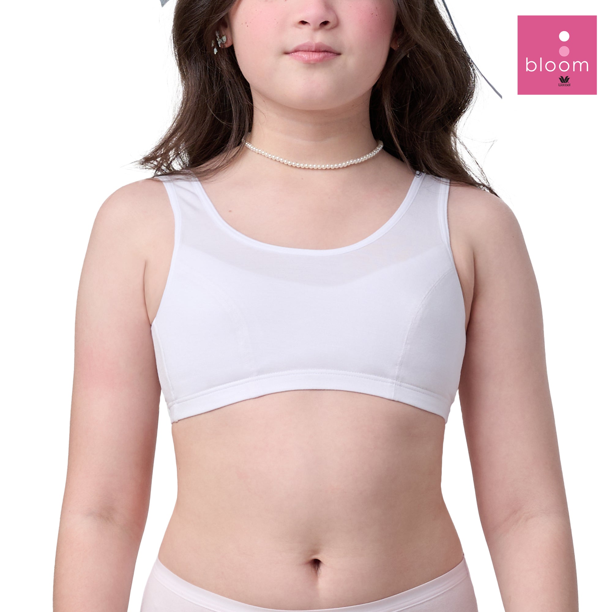 Wacoal Bloom Step 2 ชุดชั้นในสำหรับเด็ก เสื้อกล้ามครึ่งตัวแบบเรียบ รุ่น WH6L29 สีขาว (WH)