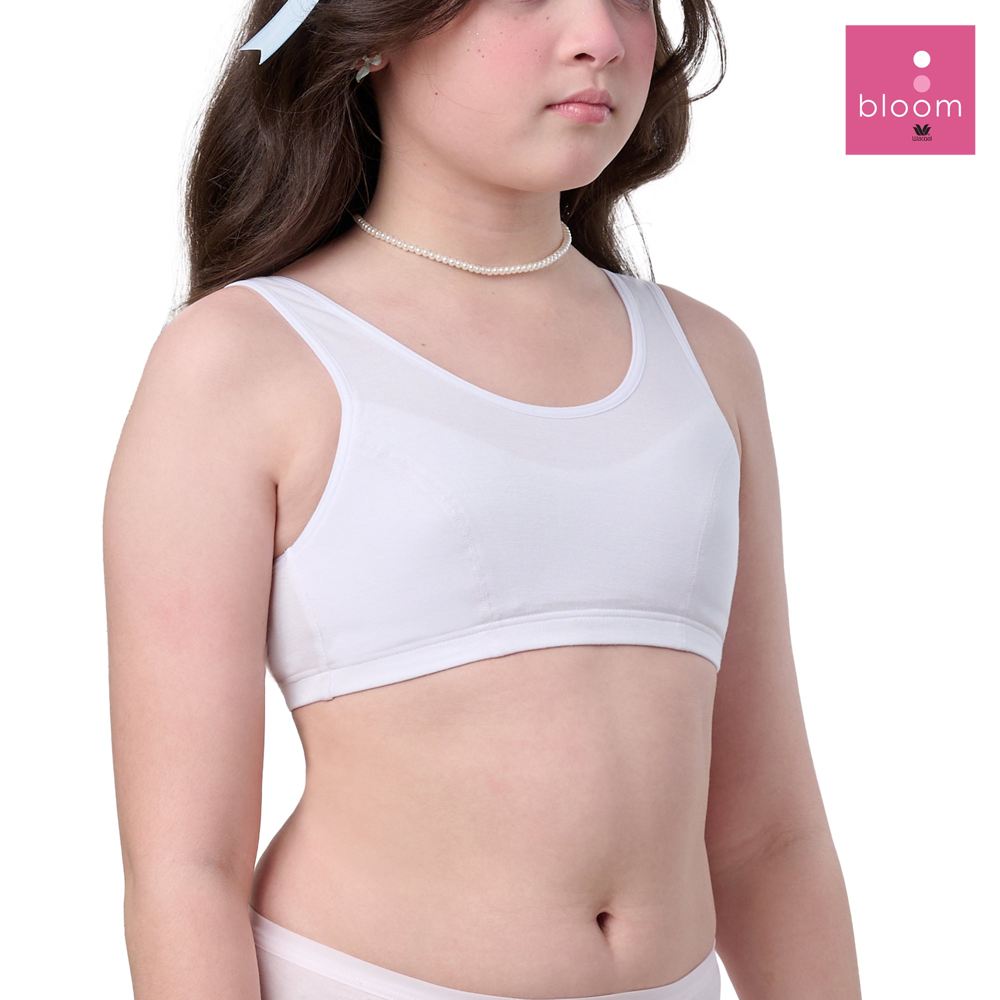 Wacoal Bloom Step 2 ชุดชั้นในสำหรับเด็ก เสื้อกล้ามครึ่งตัวแบบเรียบ รุ่น WH6L29 สีขาว (WH)
