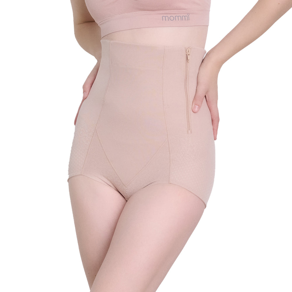 Wacoal Maternity Stay สเตย์สำหรับคุณแม่หลังคลอด รูปแบบขาสั้นเอวสูง รุ่น WM2060 สีเบจ (BE)