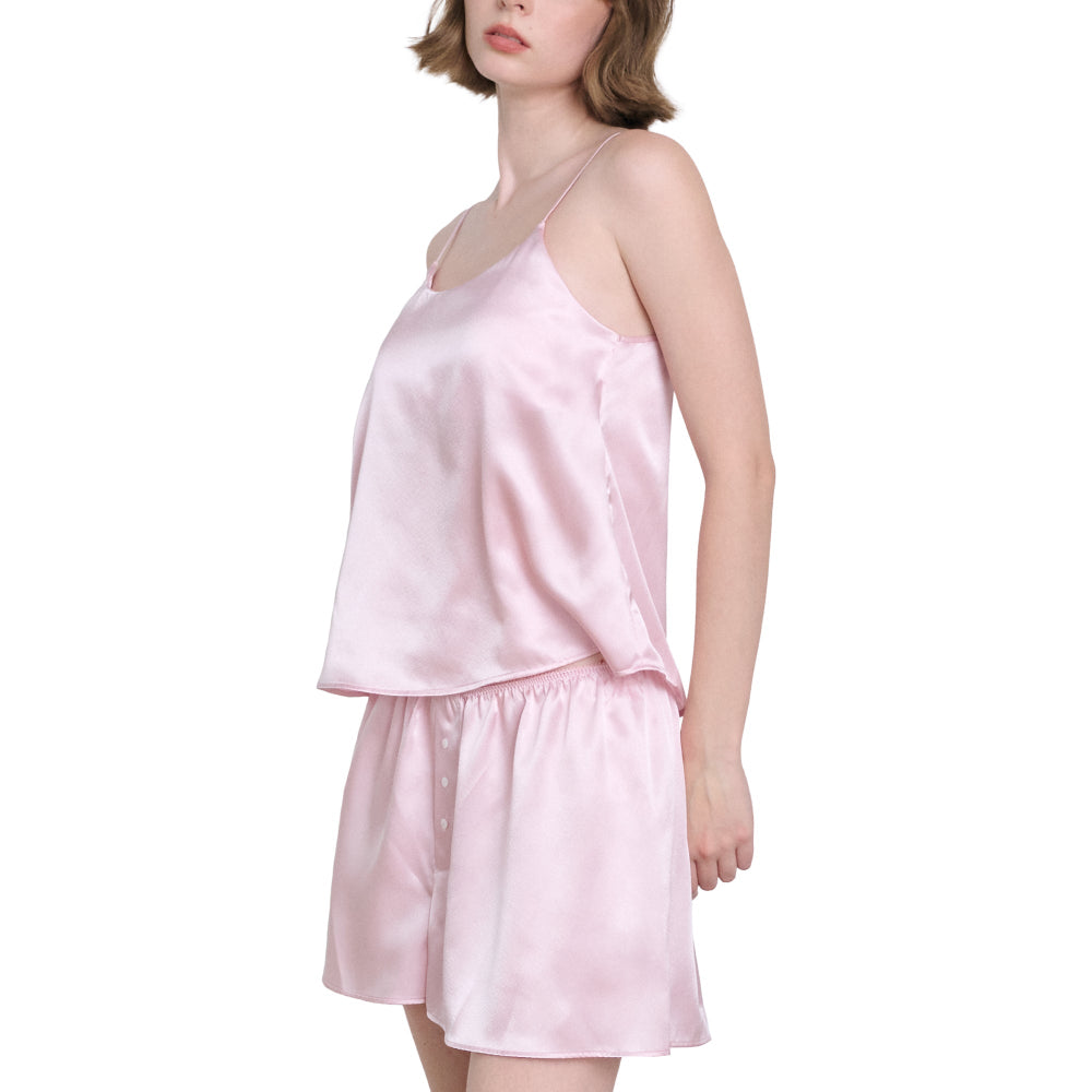 Wacoal Unban comfort ชุดนอนผ้าซาติน เสื้อสายเดี่ยว รุ่น WN3E02 เข้าคู่ กางเกงขาสั้น รุ่น WN5E01 สีชมพู (PI)