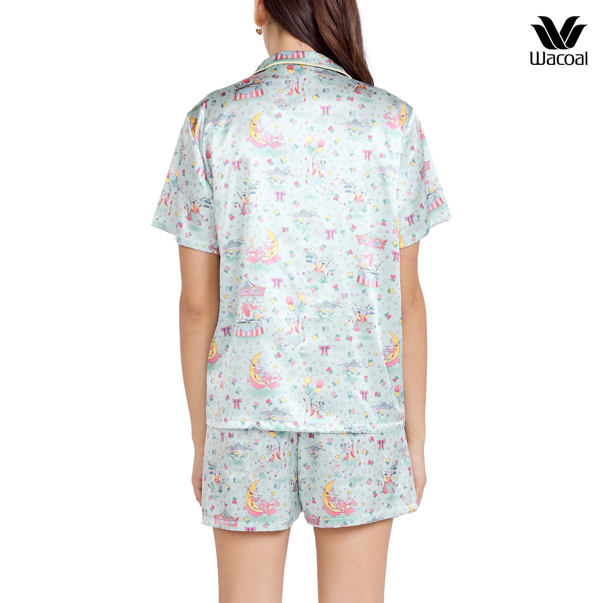 Wacoal Millie & Friends Circat Collection ชุดนอนกันโป๊ รูปแบบเสื้อแขนสั้น กางเกงขาสั้น รุ่น WN7D40