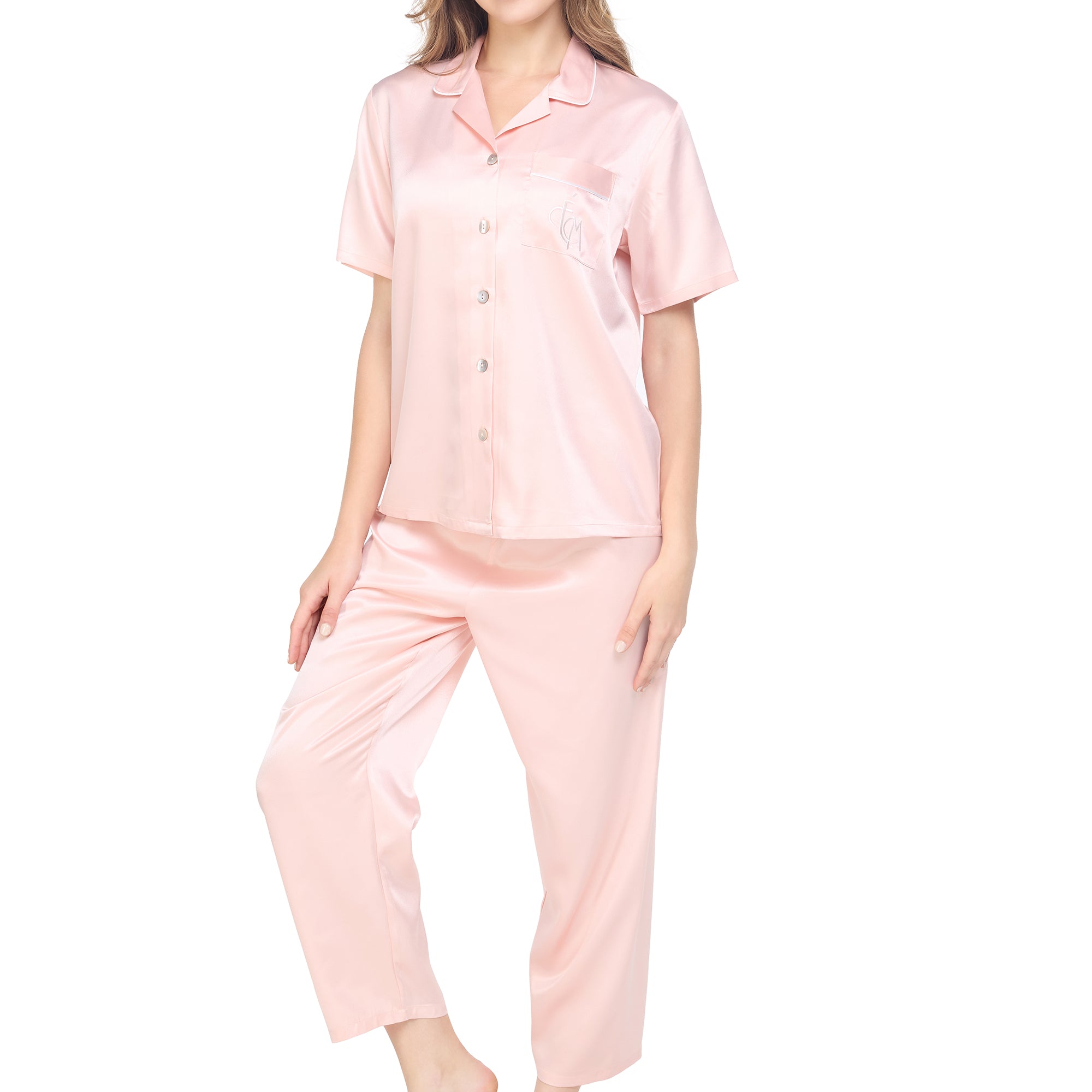 Wacoal Sleep Wear ชุดนอนผ้า Satin Set แขนสั้น ขายาว รุ่น WN7E18 สีชมพูอ่อน  (LC)