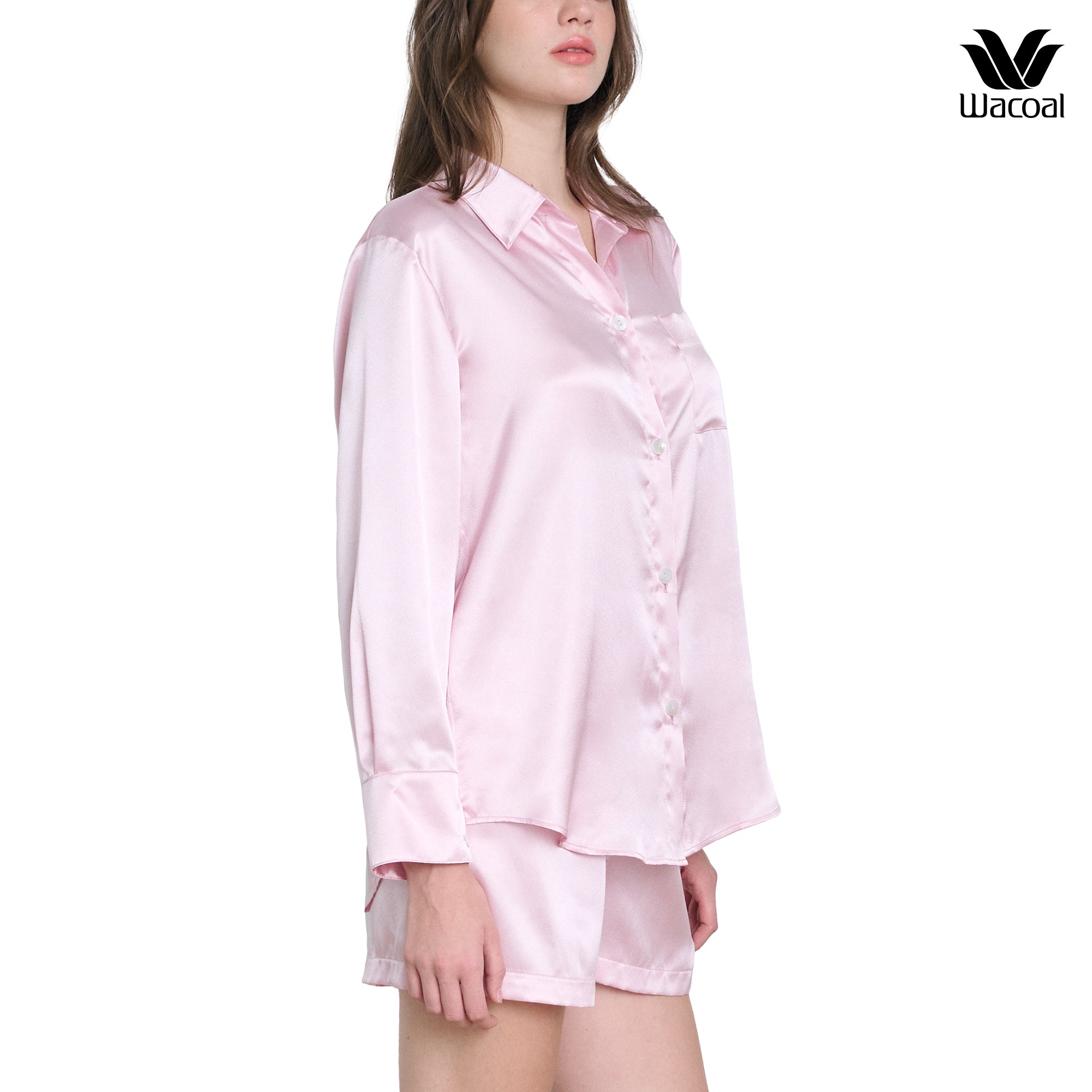Wacoal Urban comfort ชุดนอน แขนยาว-กางเกงขาสั้น ผ้าซาติน รุ่น WN7E98 สีชมพู (PI)