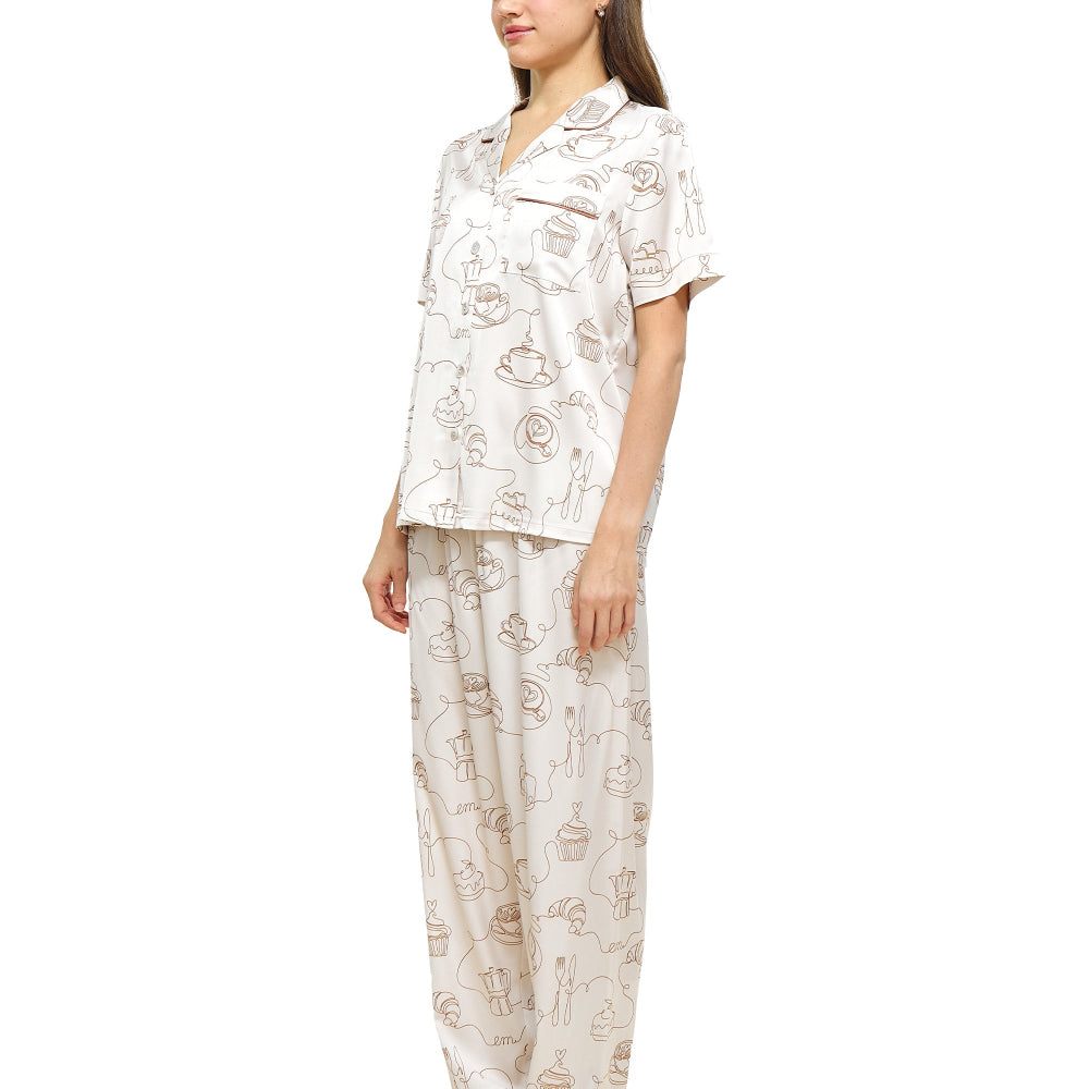 Wacoal CAFE’ CATION ชุดนอนแขนสั้น ขายาว พิมพ์ลาย Coffee Print รุ่น WN7G05 สีเบจ (LB)