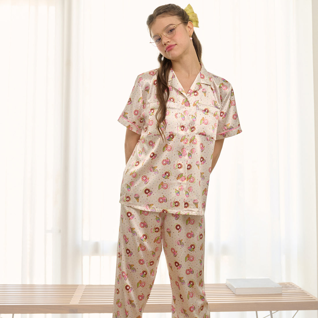 Santa Monica Collection, short-sleeved, long-sleeved pajamas, Donut and Ice cream print, model WN7O02