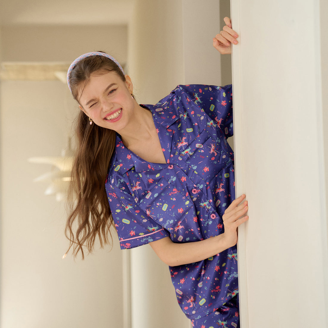 Santa Monica Collection, short-sleeved, short-sleeved pajamas, amusement park print, model WN7O03, blue (NB)