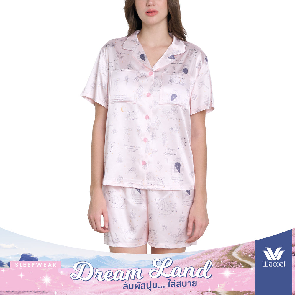 Wacoal Dreamland Collection ชุดนอนกันโป๊ แขนสั้นขาสั้น ผ้าซาติน พิมพ์ลาย Stary clouds รุ่น WN7V20 สีชมพูอมส้ม (OR)