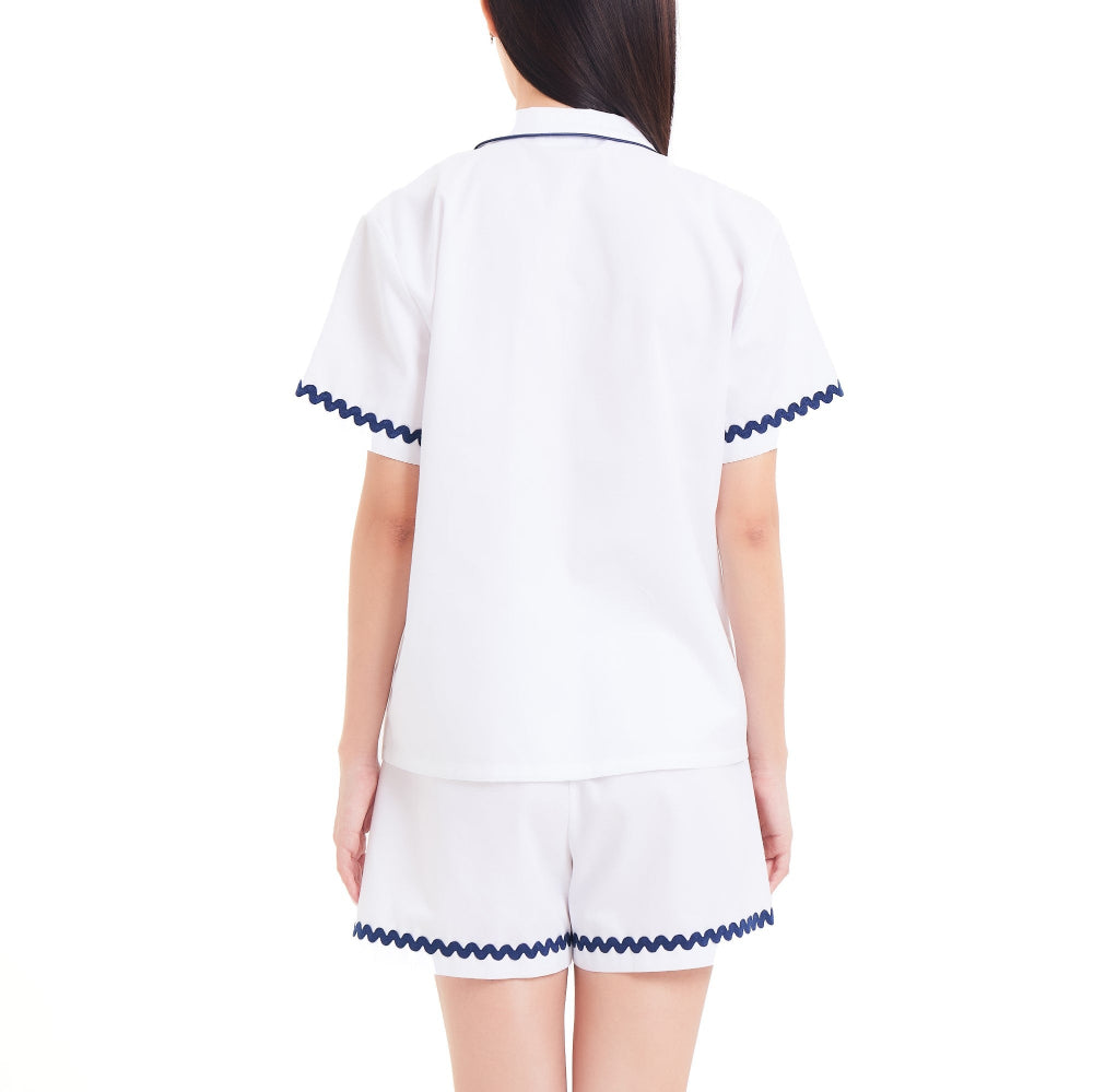 Wacoal Styled by Whimsy Blurry ชุดนอนกันโป๊แขนสั้น ขาสั้น รุ่น WN9D13 สีขาว (WH)