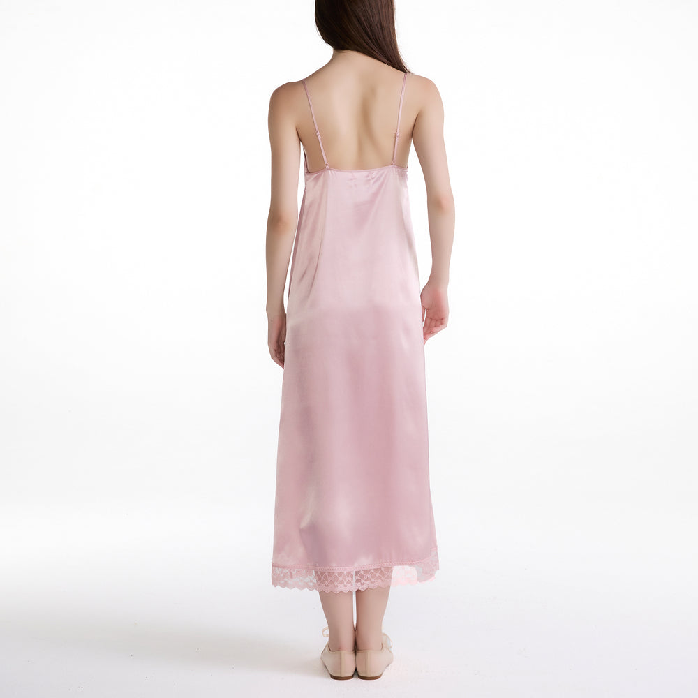 Wacoal x Proud ชุดเดรสผ้าซาติน รุ่น WNC601 สีชมพู (PI)