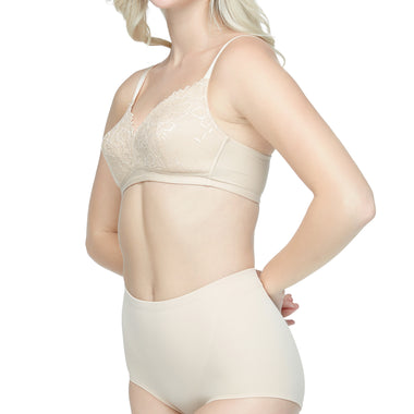 Wacoal Gold wireless health bra No sponge added, model WO1542 (paired with WO3116), flesh color (NN)