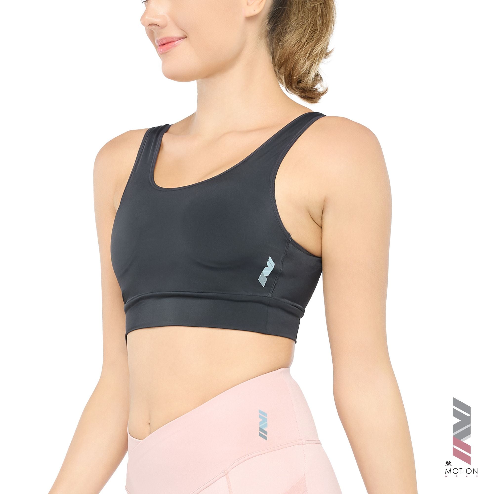 Wacoal Motion Wear บราสำหรับออกกำลังกาย In to Out รุ่น WR3208 สีดำ (BL)