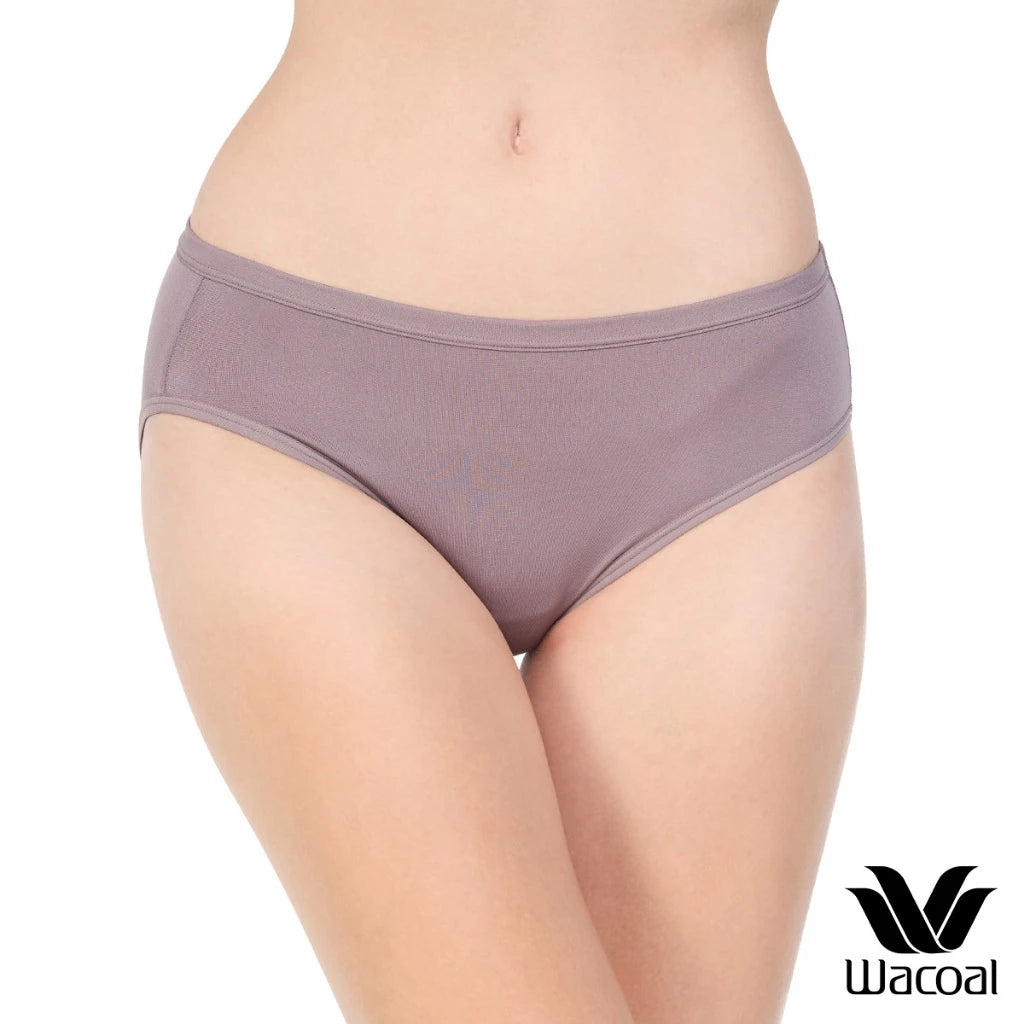 Wacoal Panty กางเกงในใส่สบาย รูปแบบบิกินี่  รุ่น WU1C34 (คละสี)
