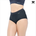 Wacoal H-fit secret support tummy-tightening underwear Full body style (SHORT) model WU4959, black (BL)