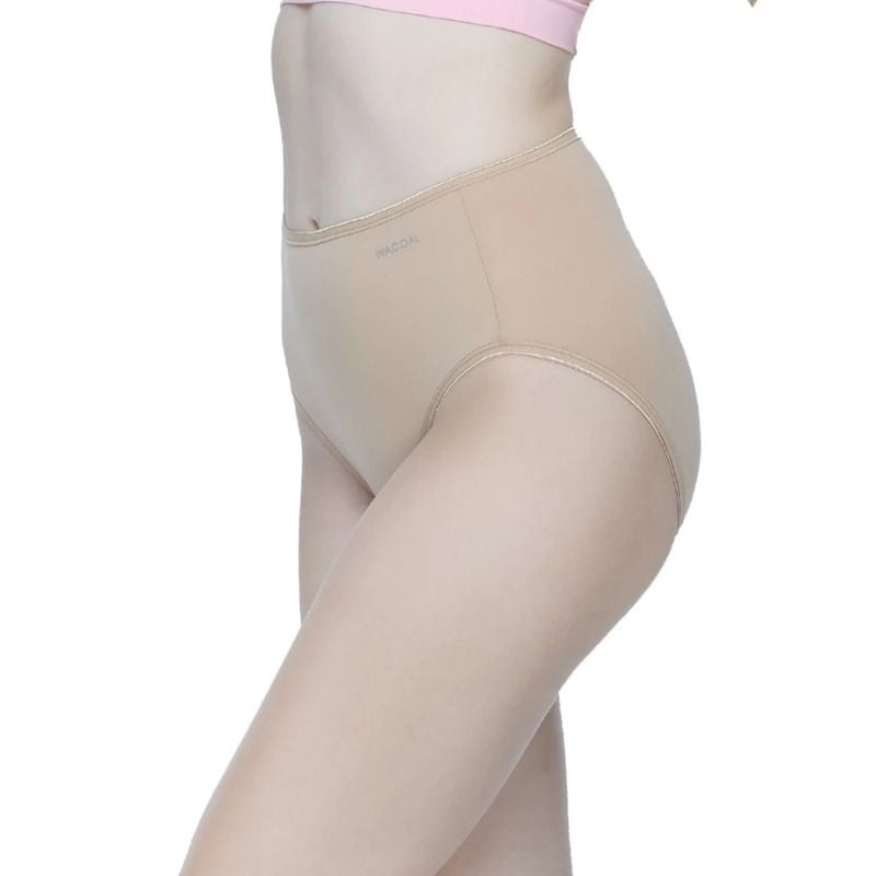 Wacoal Super Soft Nylon Half Panty กางเกงในนวัตกรรมเนียนนุ่ม รูปแบบครึ่งตัว รุ่น WU5S00H/WU3992 สีโอวัลติน (OT)
