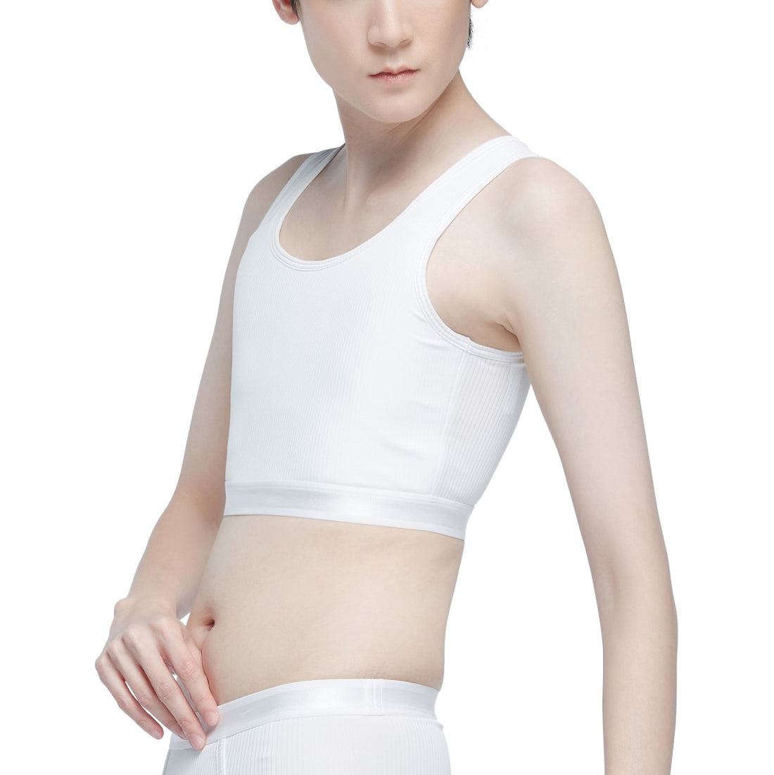 Wacoal FREEDOM Side Zip Cropped Tank Top (Tops and underwear) model WX1506+WX2601 white (WH)