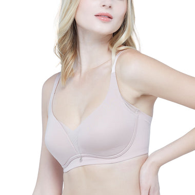 Wacoal Curve Diva Cool Anti-Bacteria เสื้อชั้นในเก็บกระชับ ไร้โครง แบบ Full Cup รุ่น WB7539/WQ1534 สีเบจ (BE)