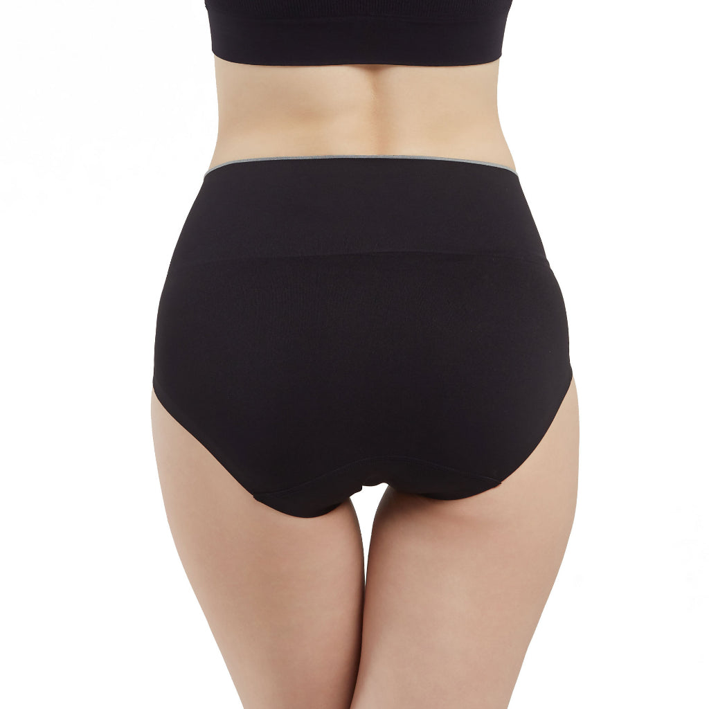 Wacoal H-fit secret support กางเกงในกระชับหน้าท้อง ไร้ตะเข็บ รูปแบบเต็มตัว Set 3 ชิ้น รุ่น WU4T98 สีดำ (BB)