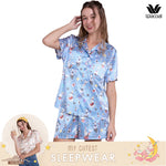 Wacoal Millie & Friends Circat Collection ชุดนอนกันโป๊ รูปแบบเสื้อแขนสั้น กางเกงขาสั้น ลายริ้ว รุ่น WN7D42 สีฟ้า (BU)